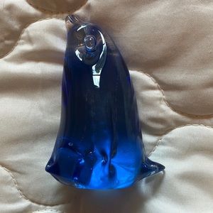 Adorable vintage blown glass blue penguin desk or dresser decor!